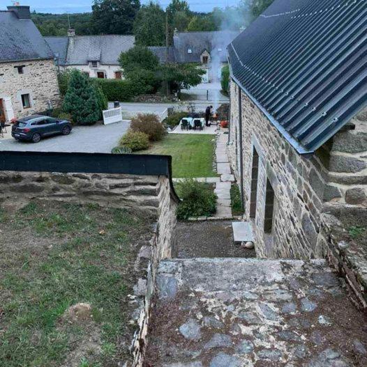Stone Cottage With Modern Cosy Interior Near To Josselin Perfect Retreat For Writers Or Star Gazers Guégon Eksteriør billede