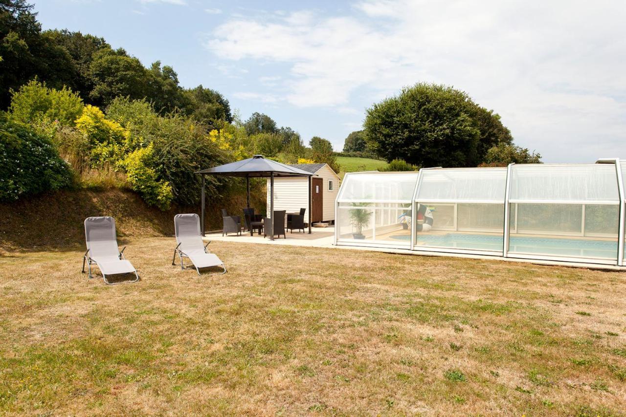 Stone Cottage With Modern Cosy Interior Near To Josselin Perfect Retreat For Writers Or Star Gazers Guégon Eksteriør billede